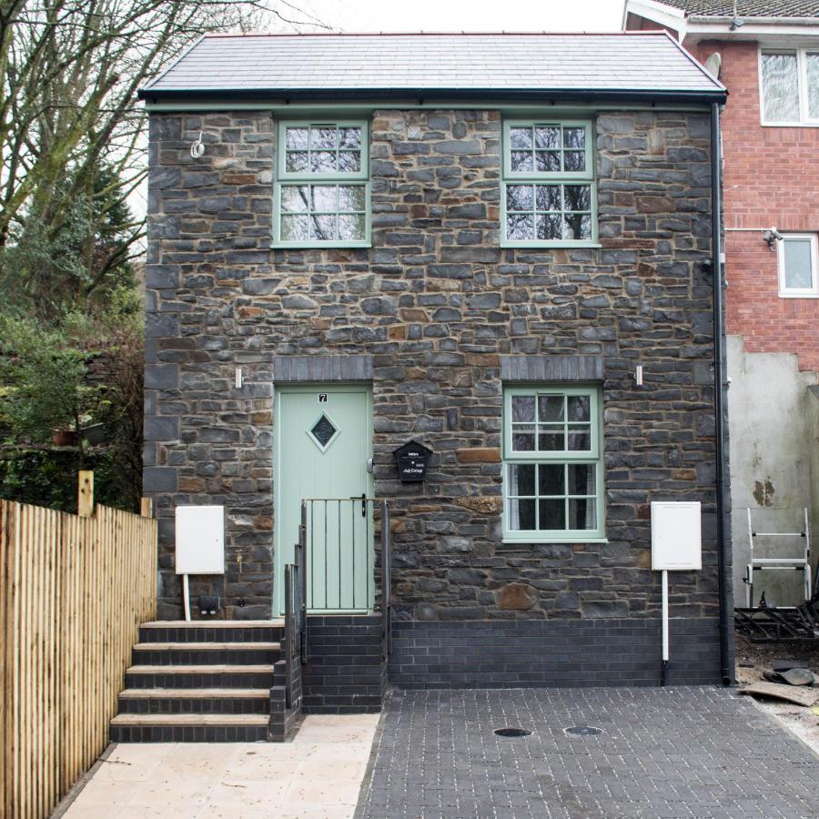 Ash Merthyr Tydfil
